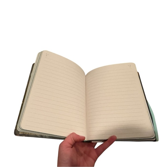 Harry Potter Mirror of Erised NWT Lined Bound Journal with Elastic Closure - Picture 5 of 5